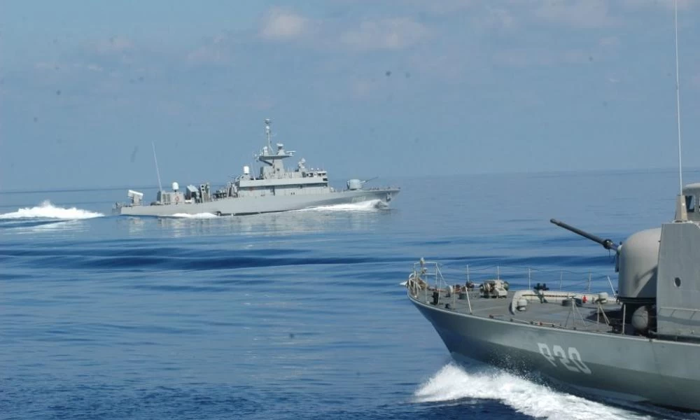 Ο Μπάιντεν «κρίνει» τις νέες φρεγάτες του ΠΝ: Πήραν προβάδισμα οι Γάλλοι